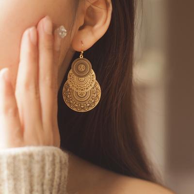New Fashion Earrings Niche Retro Lace Hollow Pendant Sheet Earrings Antique