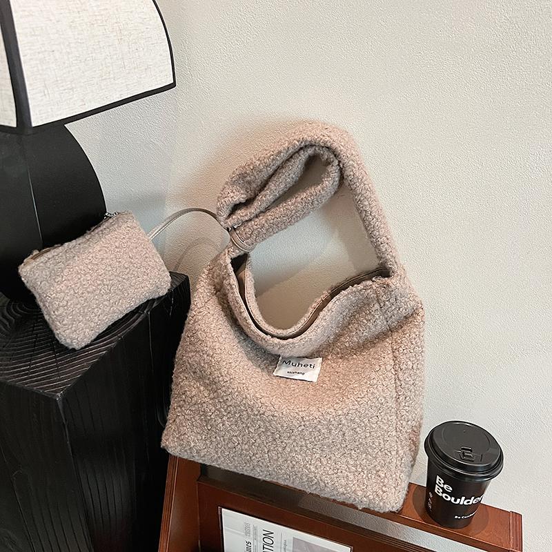 Retro Damen Lammwolle Handtasche Herbst Winter Neu Große Kapazität Plüsch Eine Schultertaschen Lässig Vielseitige Tragetasche Kleine Geldbörse