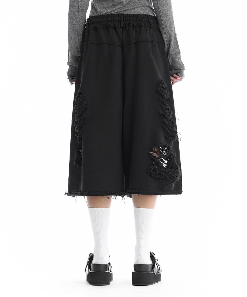 Teulimingbeodeu Scratch Damage Bermuda Sweat Pants [ Black ]