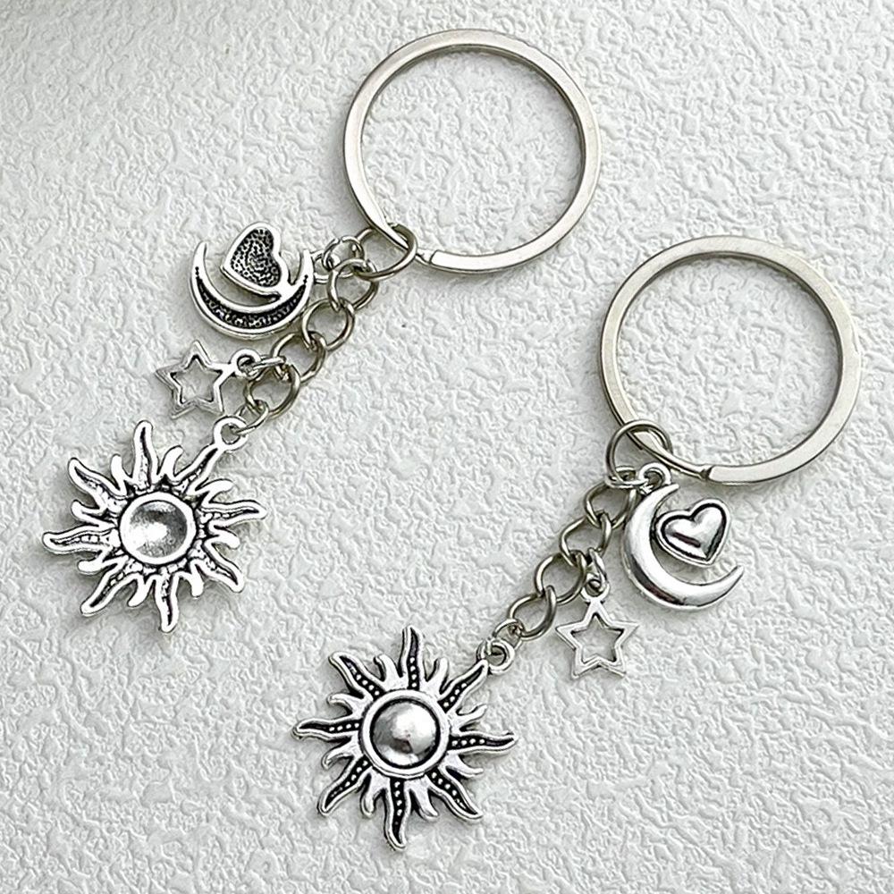 Silver Sun & Moon Stars Pendant Keychain: High-End Shoulder Bag Ornament