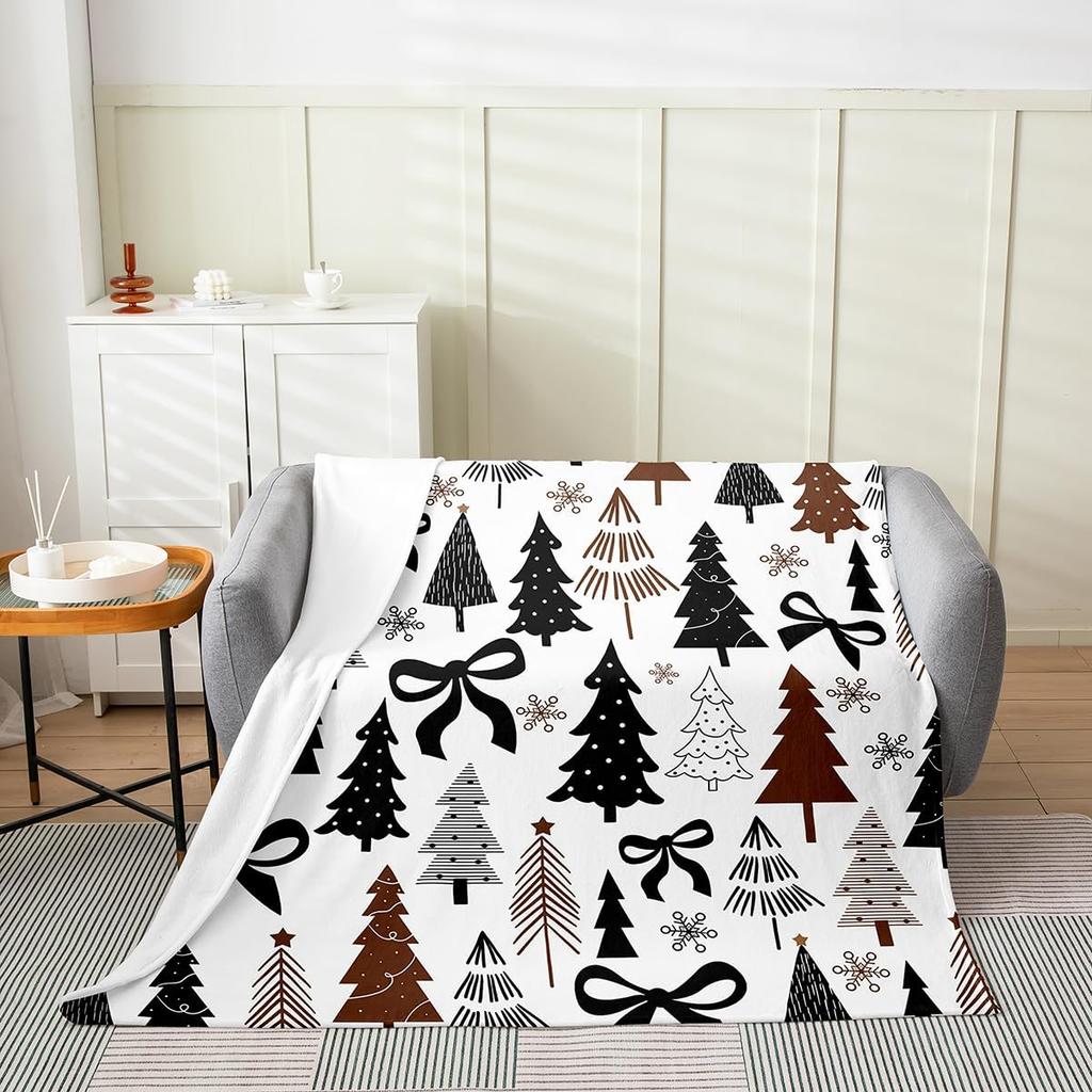 Gingerbread Xmas Flannel Blanket Blue Christmas Tree Candy Throw Blanket Western New Year Theme Cozy Throws for Bed Couch Sofa
