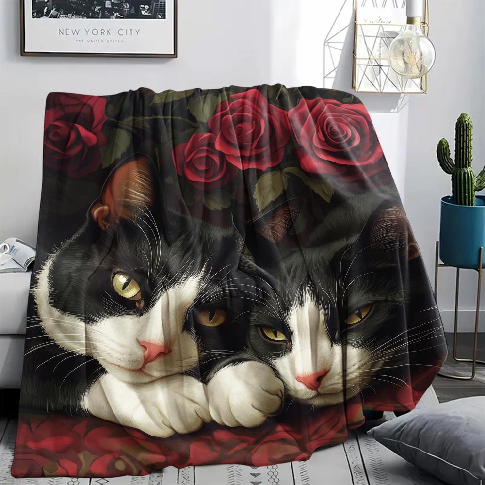Calico Cat and Flowers,pattern Flannel Blanket, High quality Comfortable for All Seasons, Home Decor, Warmth and Comfort, Perfect for Gifts.