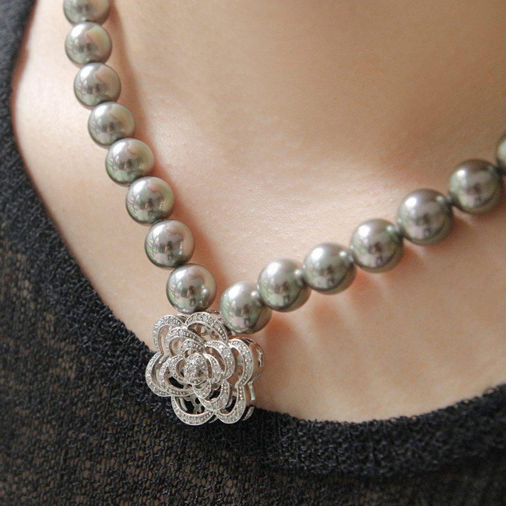 Bydaisy Rose Cubic Pendant Black Pearl Necklace Bn0469