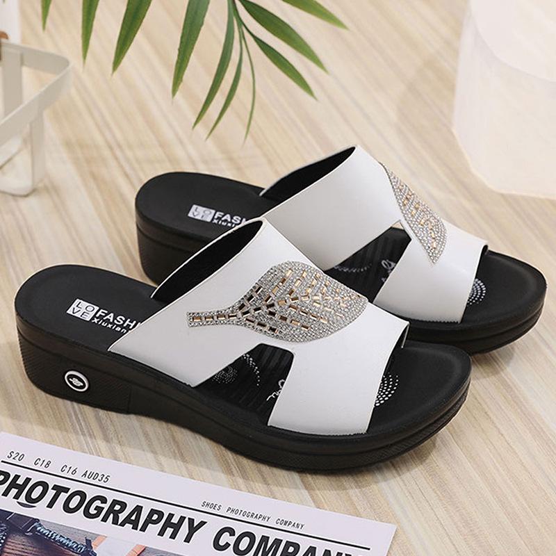 2025 Women's Wedge Sandals: High-End, Non-Slip Soft Sole for Middle-Aged & Elderly
