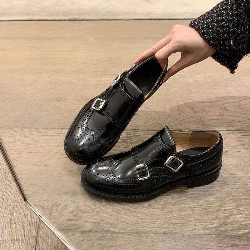 Punkt zweites Haar! Mode vielseitig neue britische miu gravierte Schnalle mit dickem Absatz Oxford Loafers Damen kleine Lederschuhe