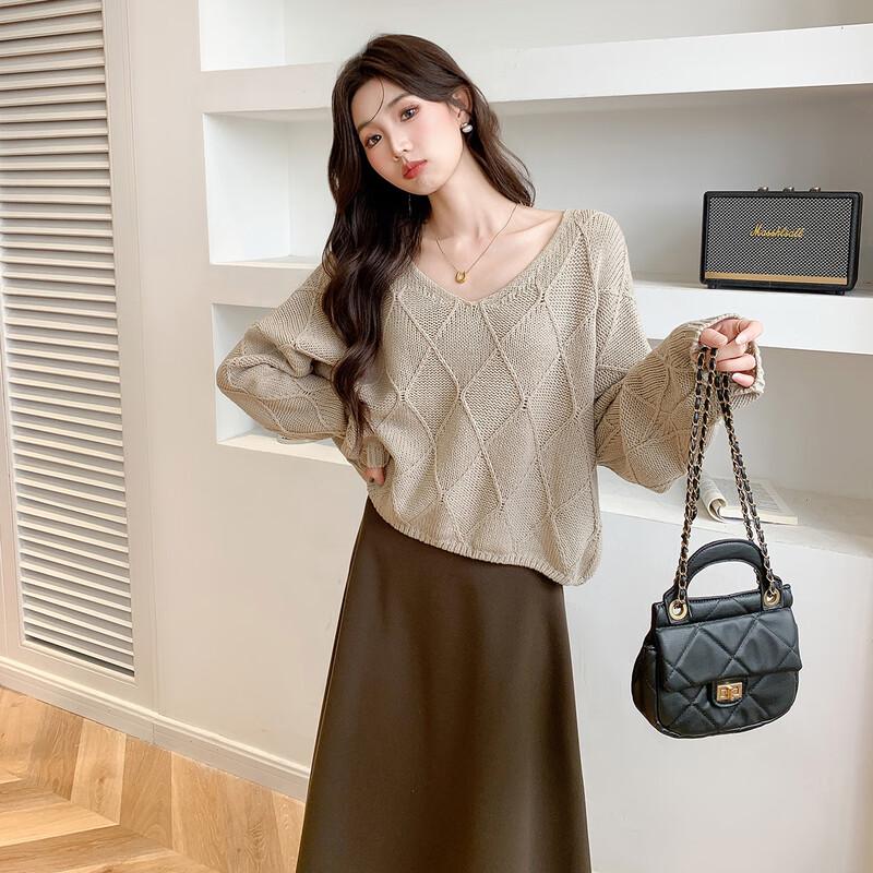 Mocana Women's V-Neck Long-Sleeve Knitted Sweater