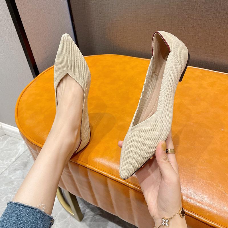 Single shoes women's knitted woven shoes flying knitting casual shallow mouth super soft egg roll shoes