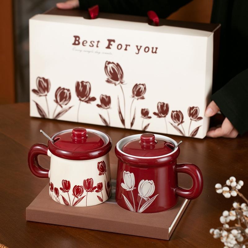 Retro couple cups, a pair of mugs with high-value cups, office men's and women's coffee cups, niche milk cups