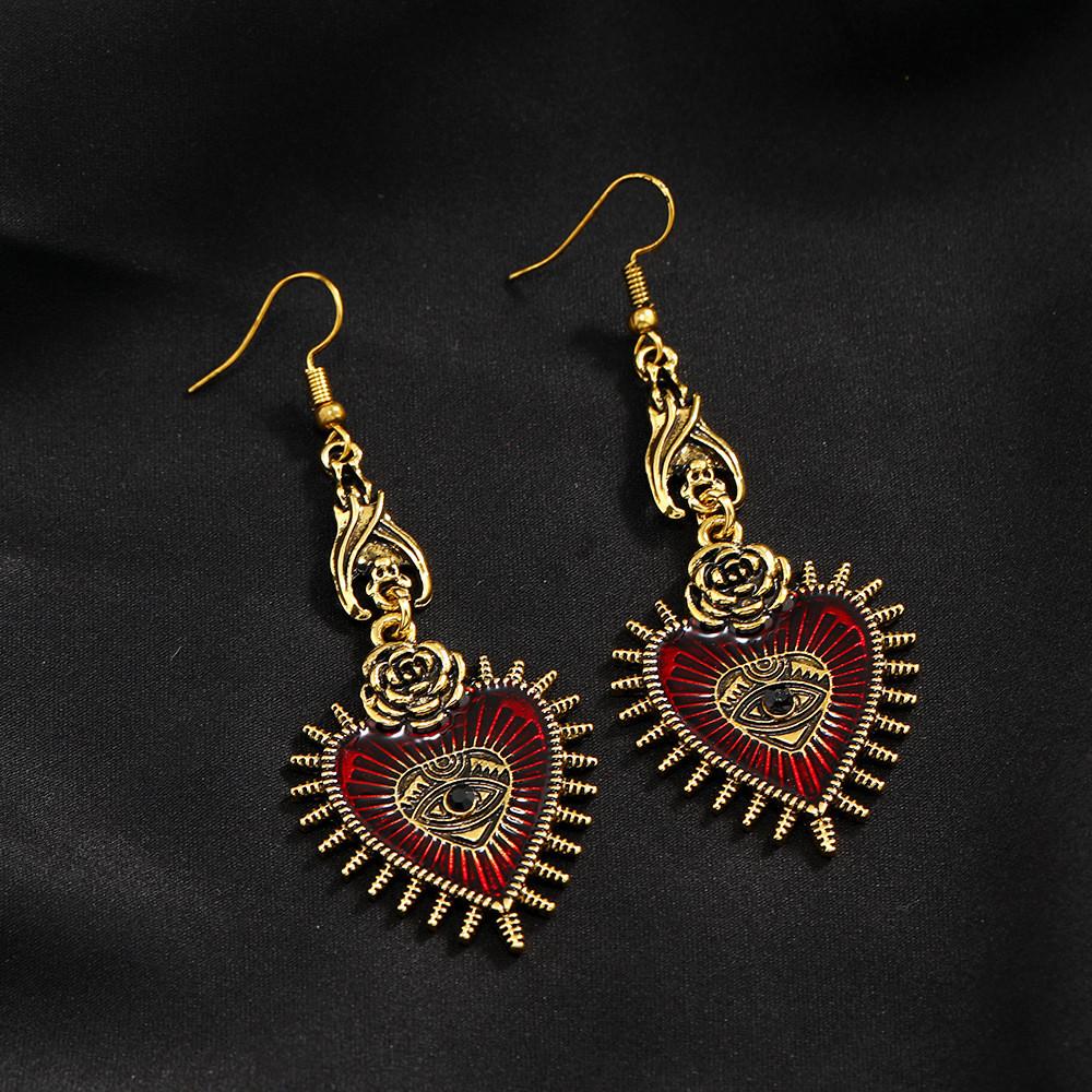 Heart Gothic Retro Earrings With Bloodshot Eye And Bat Motif For Punk Enthusiasts Fashion