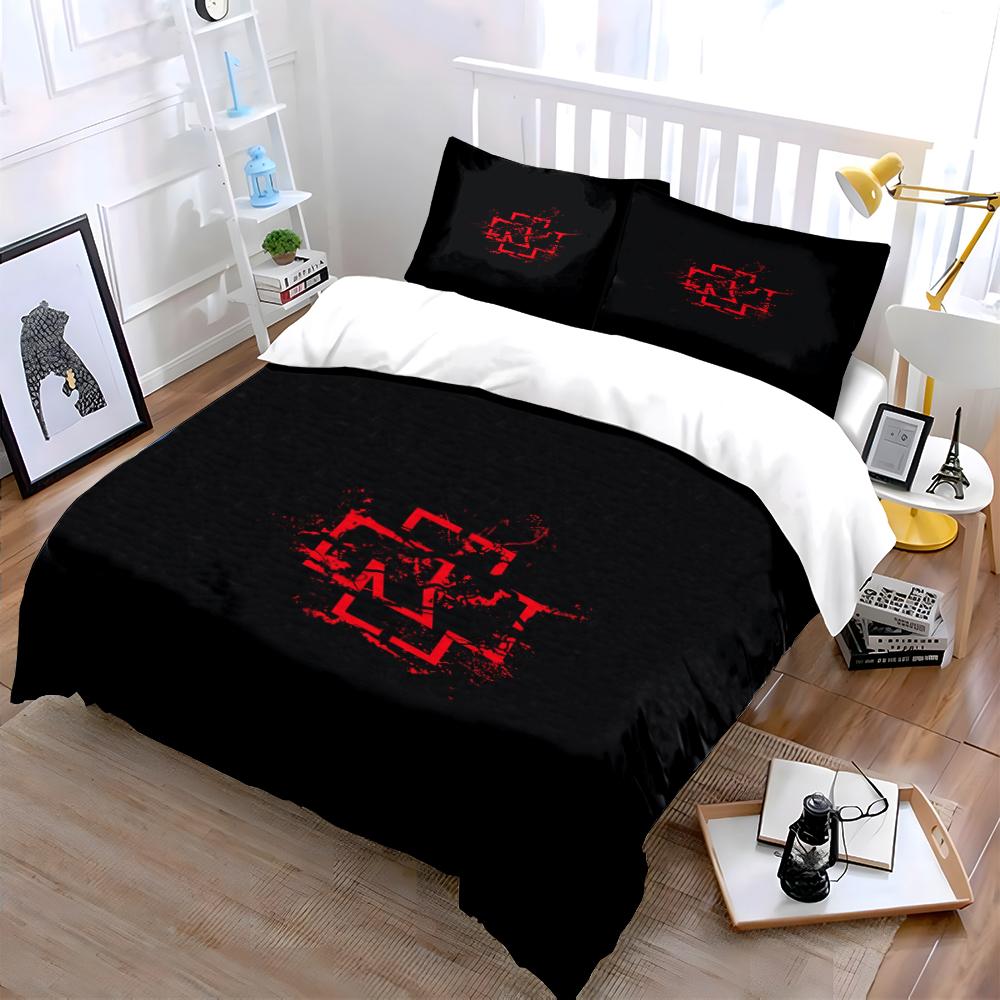 Black Bedding Set with Red Geometric Design Bedding Set (1 Duvet Cover, 2 Pillowcases, Duvet Not Included)