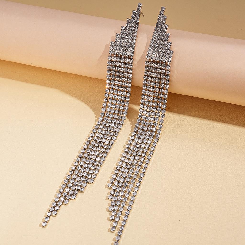 Exaggerated personality diamond-set long fringed silver needle earrings fashion ins environmentally friendly earrings