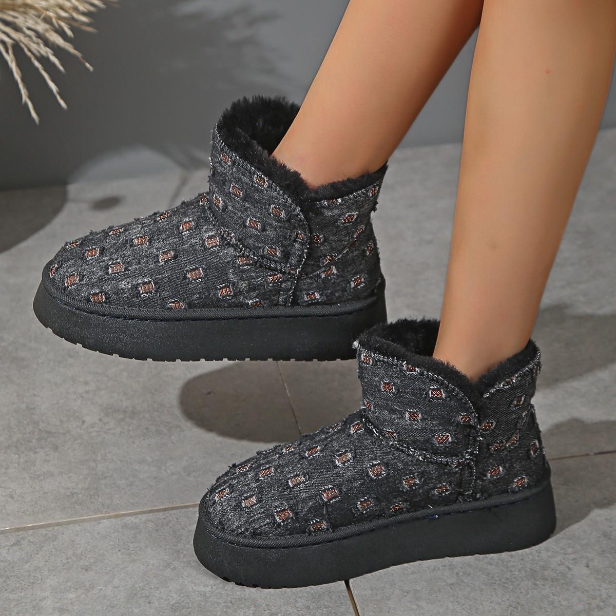 

Foreign trade thick-soled fashionable and comfortable velvet warm thickened color snow boots women s 2025 new Northeast cotton boots 41 чорний