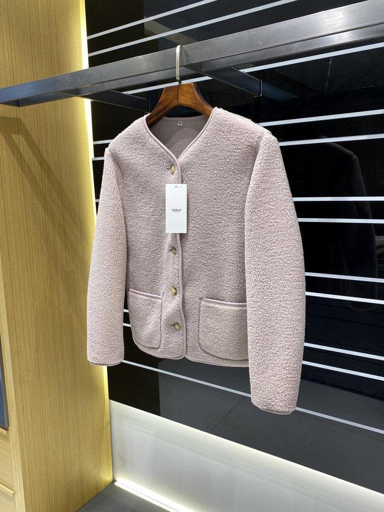 Japanese Designer Women's Imitation Lambswool Fleece Cardigan - Trendy Round Neck Warm Outerwear.