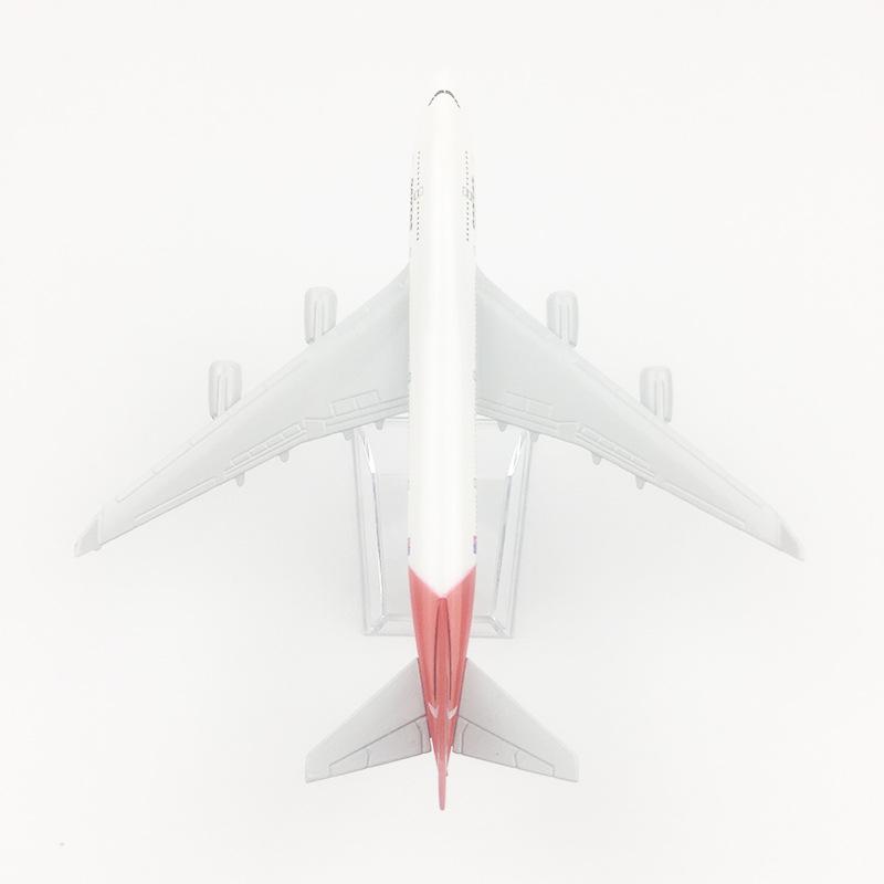 B747 Qantas Airlines Aircraft 1/400 Scale Metal Alloy 16cm Model Simulation Airplane Static Decoration With Landing Gear