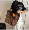Leopardenmuster Canvas Tragetasche - 2025 Frühjahr/Sommer Mode, Großes Fassungsvermögen, Lässige Pendler-Schultertasche für Damen