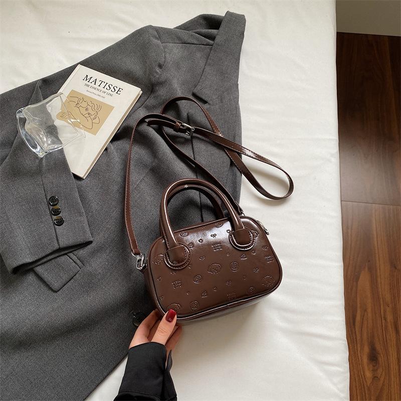 Herbst und Winter beliebte kleine Tasche Damen neue Mode vielseitige Umhängetasche High-End tragbare Bowlingtasche