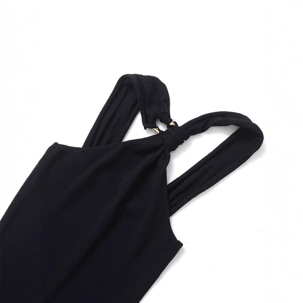 Winter 2024 Women's Fashionable European & American Style Halterneck Slimming Vest.