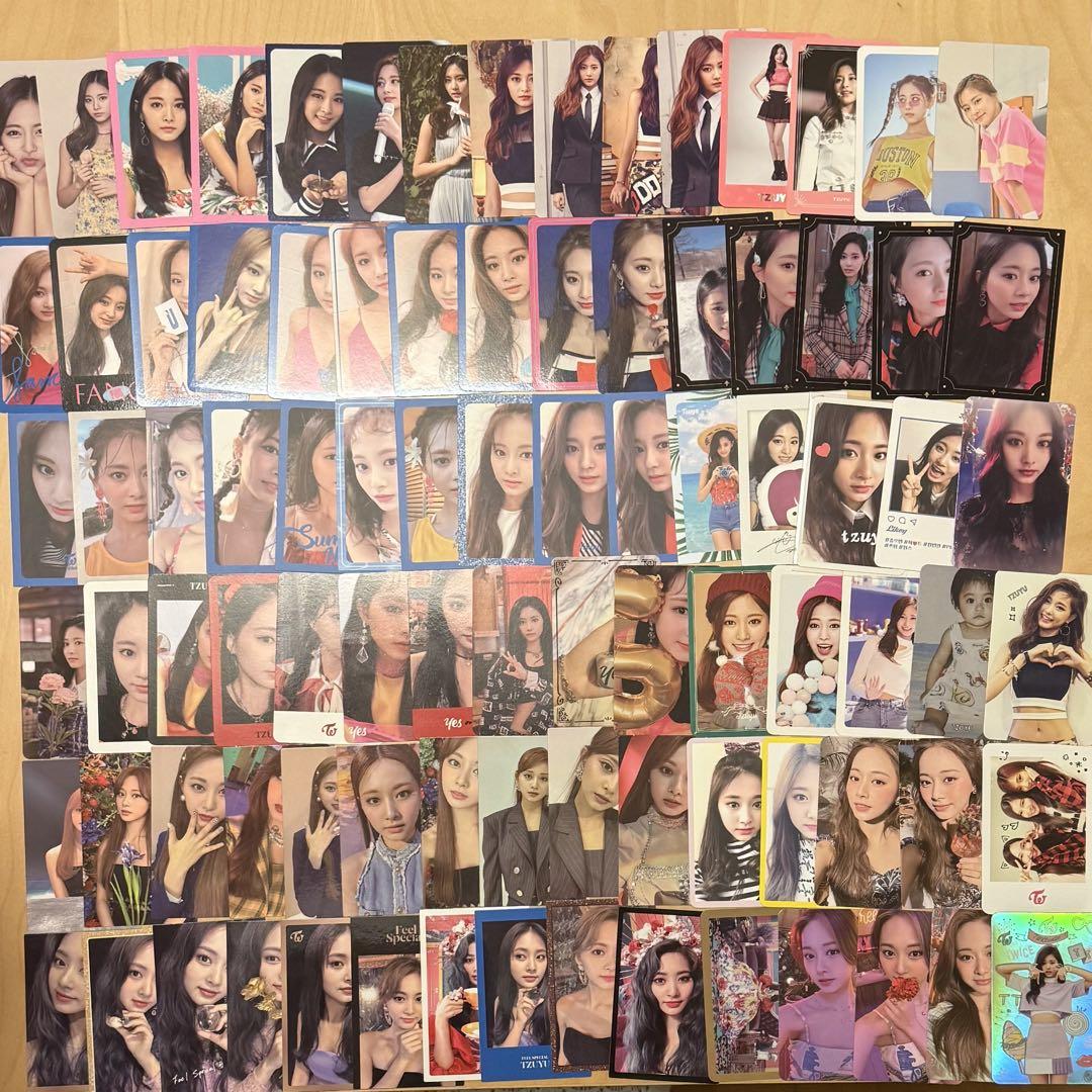 

[ИСПОЛЬЗОВАННЫЙ] Набор коллекционных карточек TWICE Tzuyu