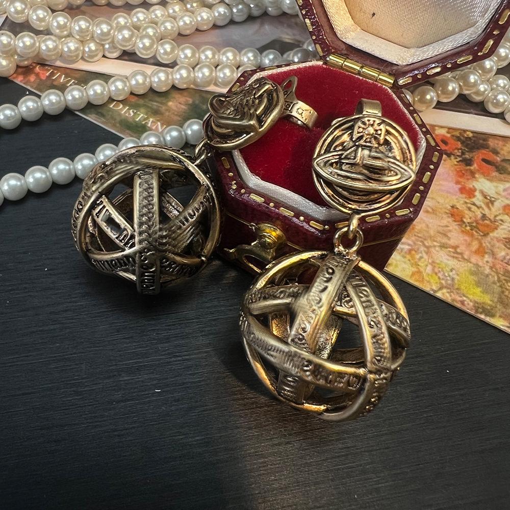 Vintage Empress Dowager Cixi Hollow Round Earrings - Retro High-End Style