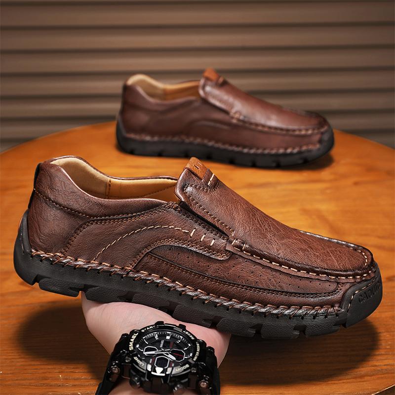 Fashion Handmade Leather Men Shoes Luxury Lightweight Outdoor Men Loafers Fashion Soft Bottom Casual Mens Hiking Shoes Plus Size 38-48