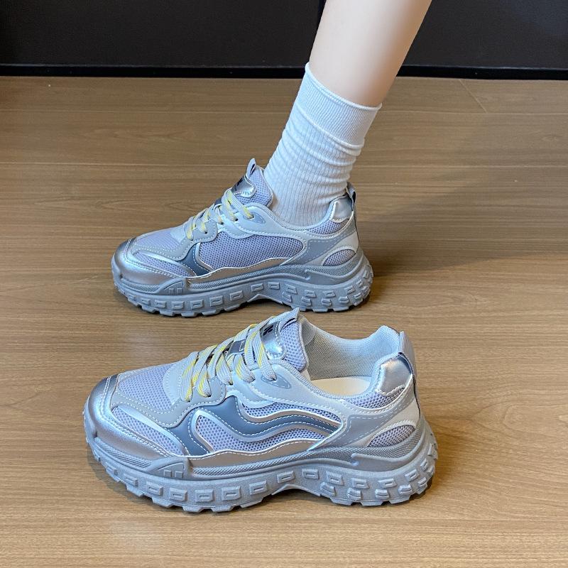 

Весна и осень. Ультралегкие папины туфли. Толстая подошва. Шнуровка. Сетчатые кроссовки в тон. Повседневные. 40