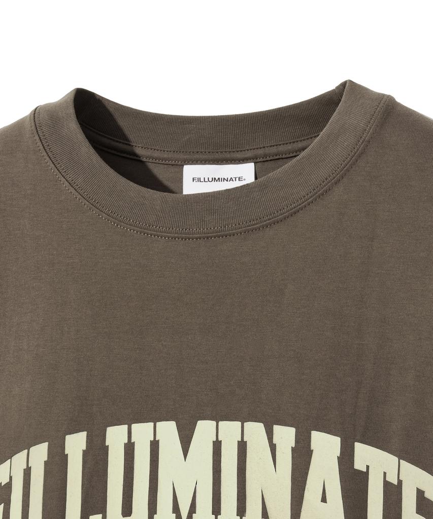 FILLUMINATE Essential Arch Logo T-Shirt - Brown
