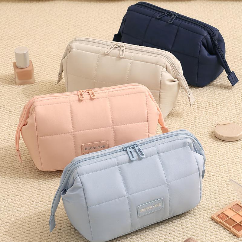 Travel Portable Cosmetics Storage Bag Makeup Organizer  Multi-functional Toiletries Handbag Maquillage Cosmetics Organizer Bags