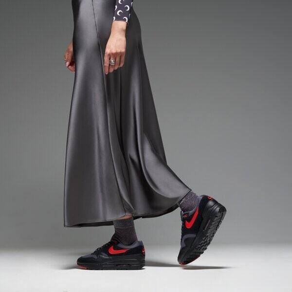 Кроссовки Nike Air Max 1 Essential (FZ5808) черный/ университетский красный/ железно-серый