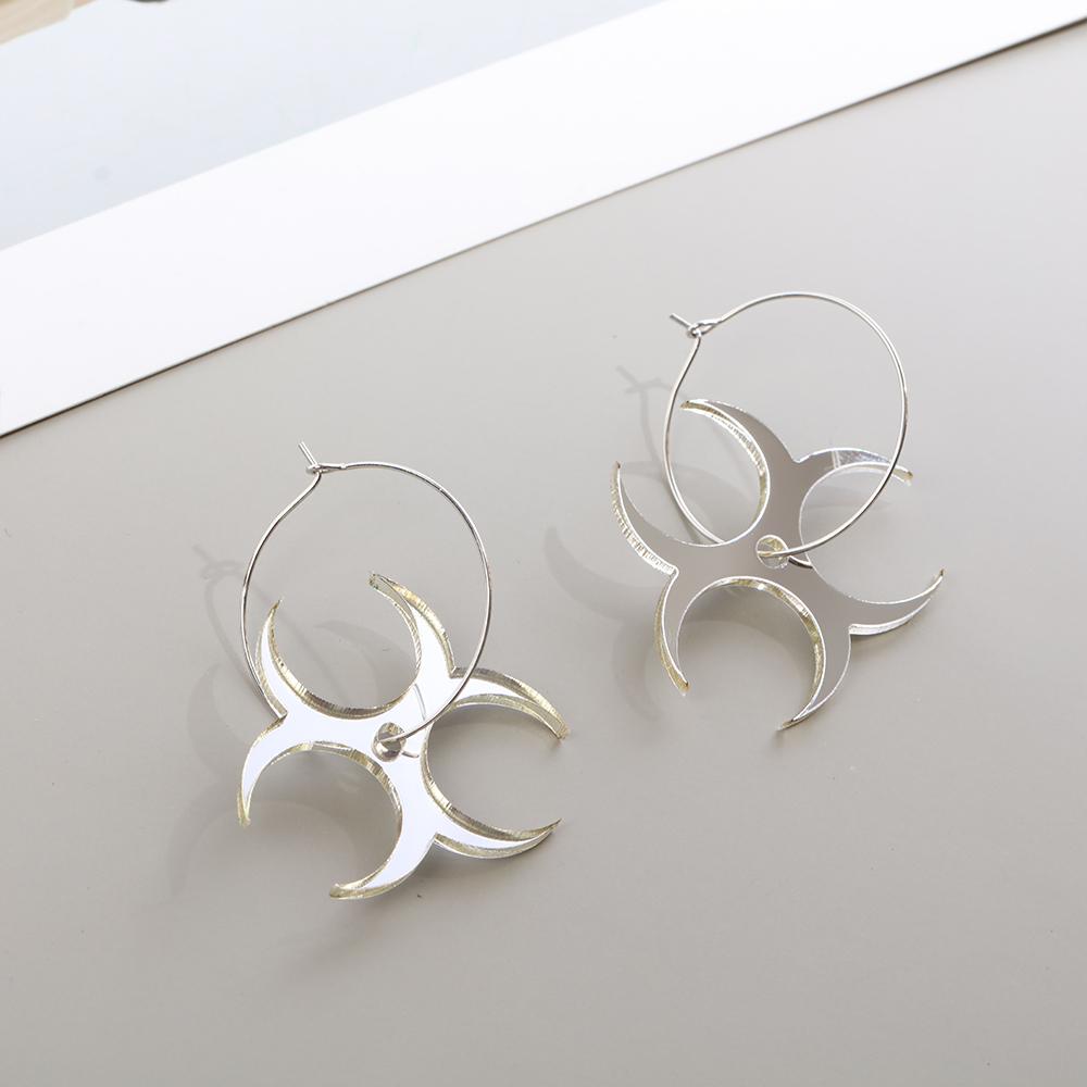 Mirror Surface Streetwear Jewelry Acrylic Totem Darts Hoop Earrings Dragon Pattern Dragon Earrings