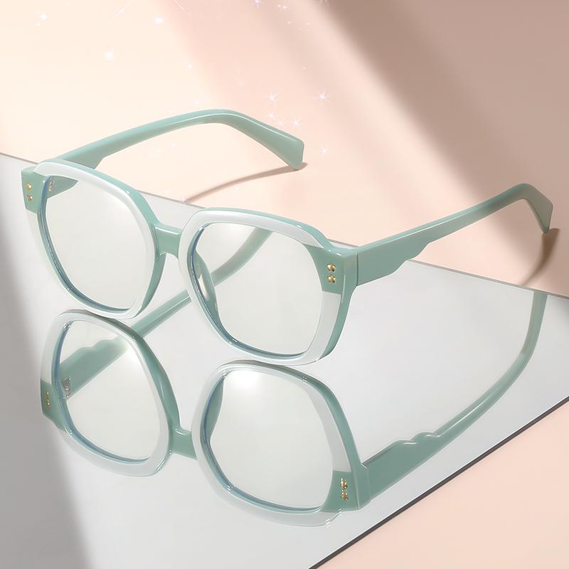 The New Large-framed Classic and Simple Flat Lens with Star Accents Is a Daily Wear and Decoration Item for Street Photography