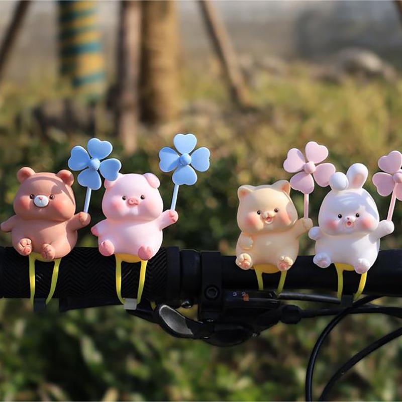 Wind Gebrochenes Fahrrad Niedliches Kleines Rosa Schwein Propeller Windbrechendes Kaninchen Rennrad Motorhelm Fahren Radfahren Dekoration