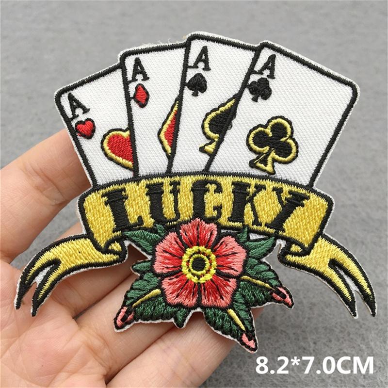 Love Nature Patch Magic Mushroom Embroidery Patches For Clothing Diy Iron-On Stickers Appliques Flowers Stripes