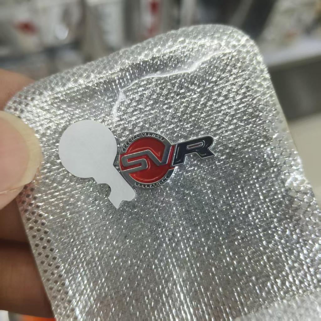 RS metalen auto logo, sportieve modificatie logo, achterkant zijlogo, kofferbak gepersonaliseerde decoratieve sticker, stuurwiel decoratieve sticker.