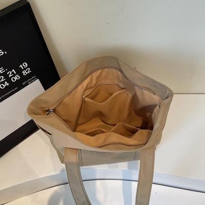 Hochwertige Tragetasche aus Nylongewebe, neue modische vielseitige Schultertasche für Damen für Arbeit und Pendeln