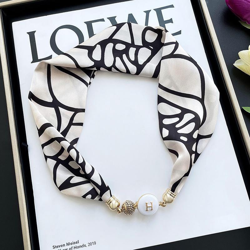 

Lazy magnetic buckle silk scarf women s spring and autumn thin neck protection magnetic buckle silk scarf long small collar versatile pearl necklace