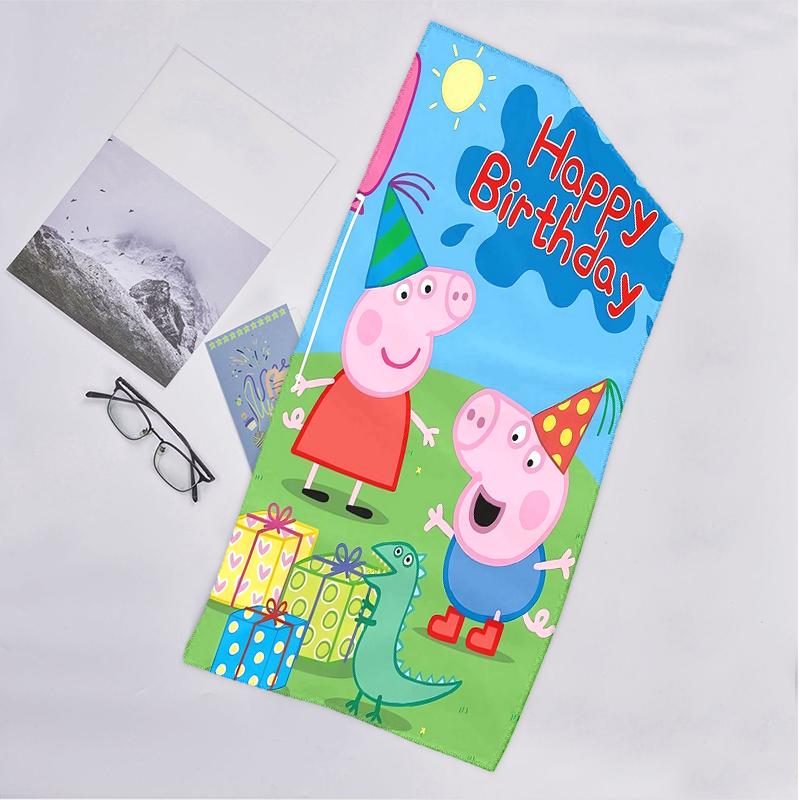 Pink Pig Fashion Beach Towel: Ideal for Summer Adventures Soft, Absorbent and Quick Drying Suitable for Swimming and Bathing