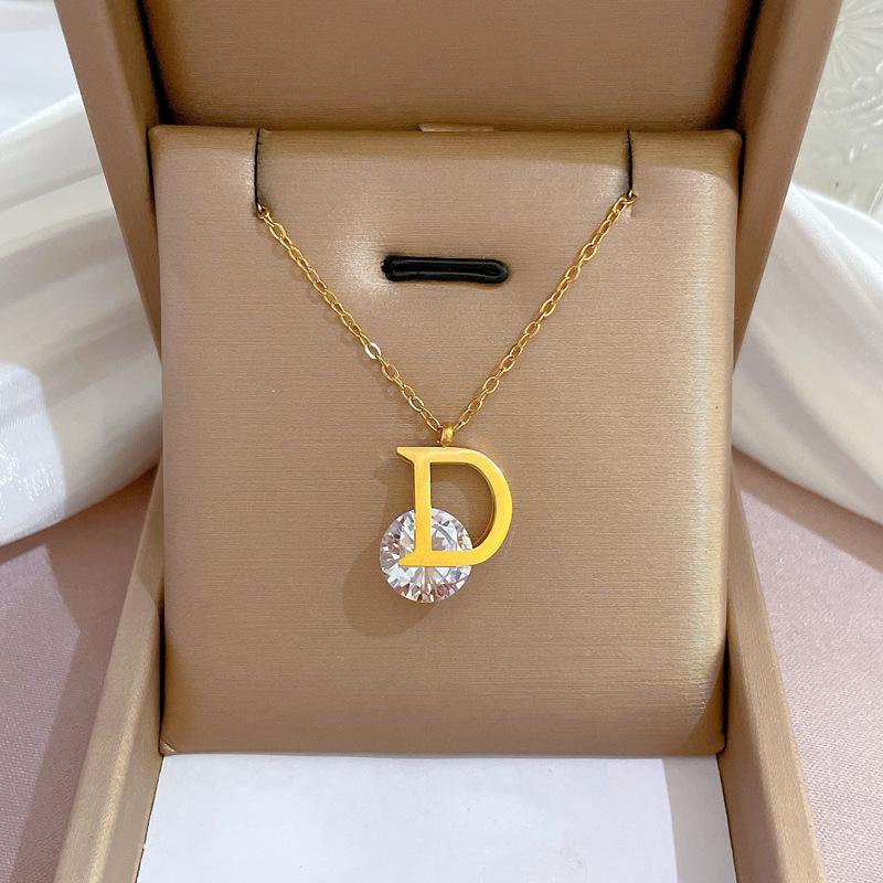Fashion Retro Women's Necklace Temperament Micro Diamond Necklace Exquisite Collar Chain Accessories