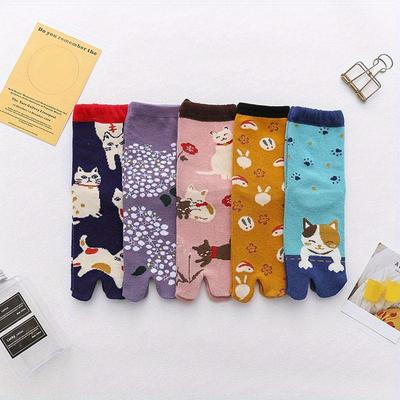 Two Toed Socks Women's Cotton Mid Tube Autumn and Winter Cartoon Animal Sweat Absorbing Warm Women's Socks Split Toe Socks