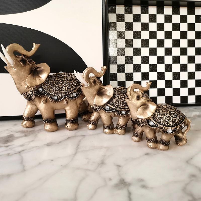 Resin Elephant Figurine Decorative Ornament Home Office Desk Entryway Chinese Style Red Gold