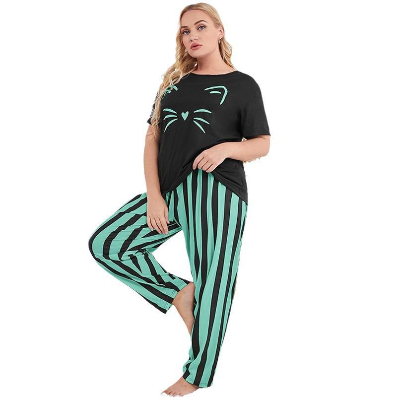2024 Russian Women's Plus Size Pajamas Set: Watermark Top & Striped Long Pants