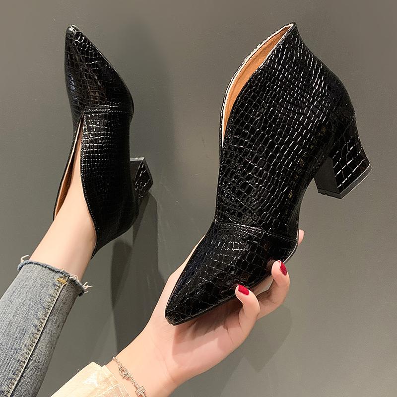 

fashion 2024 Spring and Autumn New Fashion Solid Color Plaid Leather Top Pointed V-shaped Outwear Women High Heels Women s Shoes 35