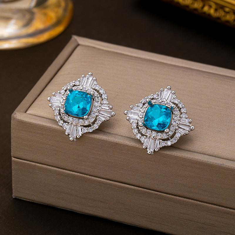 Fashion Inlaid Blue Zirconium Full Diamond Earrings Hollow Design Luxury Stud Earrings Women's Retro Temperament Sea Blue Colored Treasure Earrings
