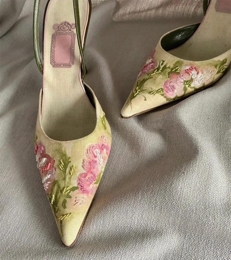 Sandale cu toc înalt brodate Femei Sandale elegante slingback Vară 2025 Pantofi cu vârf ascuțit Pantofi de rochie Femei Zapatos De Mujer