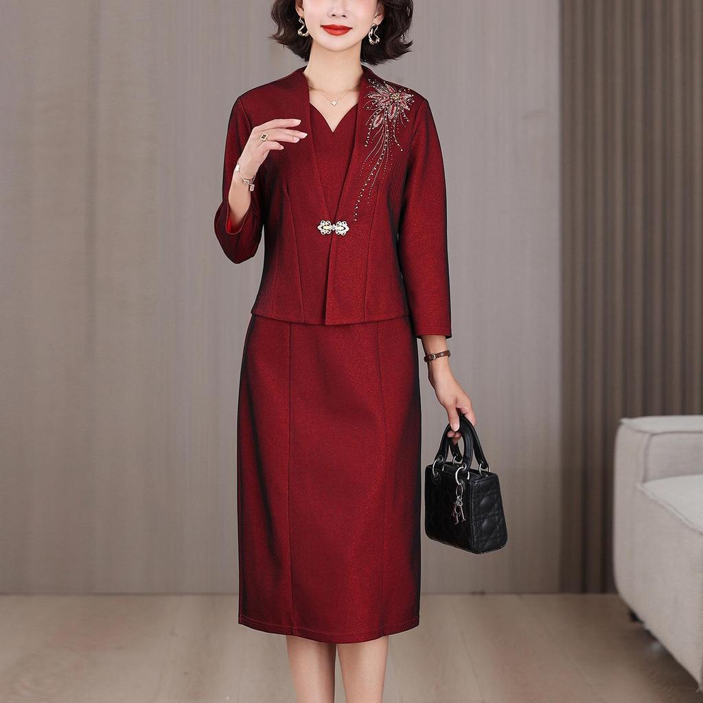 Elegant Rhinestone Two-Piece Dress for Women - 2025 Autumn/Winter Mother-in-Law Wedding Banquet Formal Dress