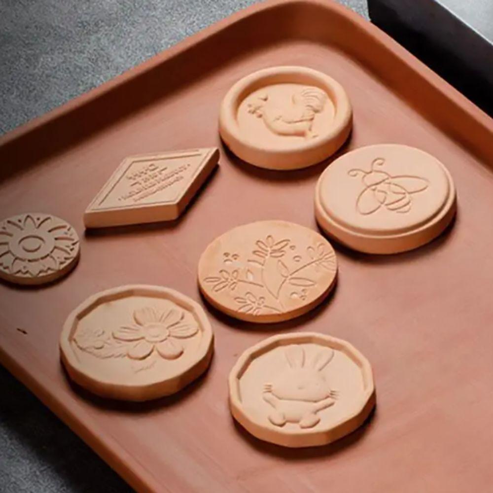 2pcs Clay Brown Sugar Keeper and Saver Reusable Moistureproof Tea Dry Keeper Dry and Wet Use Food Moisturizing Tablet Nut