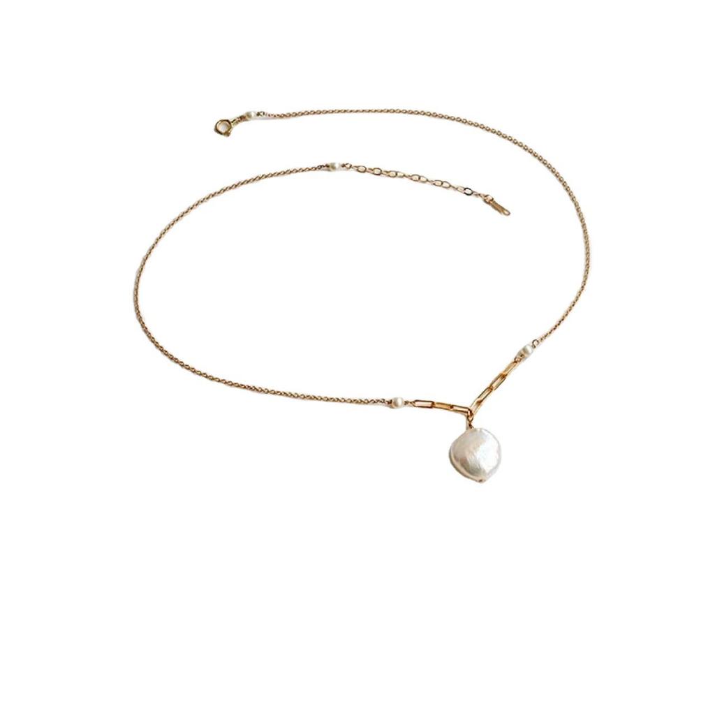 Romantic Natural Baroque Petal Sea Pearl Necklace, Niche INS Style Collarbone Chain, Exquisite Design, Female Personality