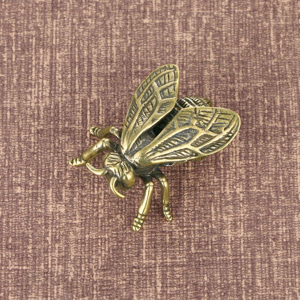 

Retro Mini Honey Bee Statue Funny Miniatures Tea Pet Insect Figurines Home Decor Gifts