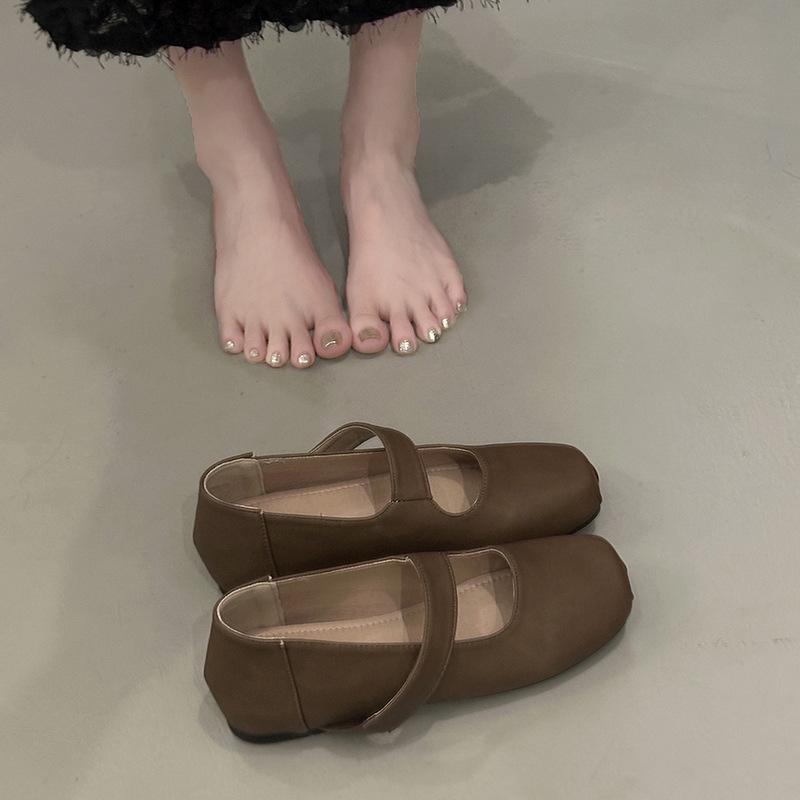 Square head retro ballet shoes female outer wear fairy style flat shoes 2025 new one-pedal Mary Jane shoes