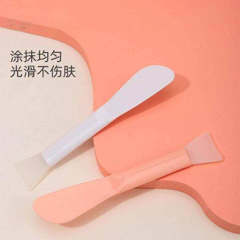 Double-Ended Silicone Mask Brush Mixing Stick Mask Scraper Soft-Tipped Spa Tool Makeup Brush