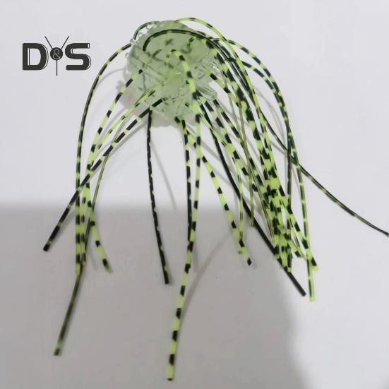 10 Pz 1.4CM/4G Esche Morbide a Dadi con Gonnellino Affondamento Lento Colorate PVC Artificiali Esche a Dadi Accessori per Pesca Acqua Dolce Acqua Salata Spigola Pesce Gatto